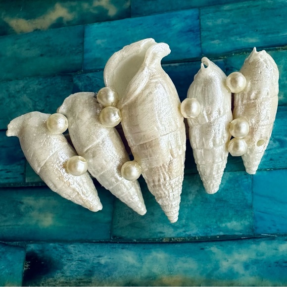 🐚Mermaidcore shell clip barrette with pearl detail opalescent coating handmade - Picture 3 of 6